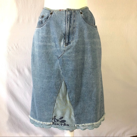 Provence d’amour Dresses & Skirts - Provence d’amour Denim Pencil Skirt w/Lace Trim